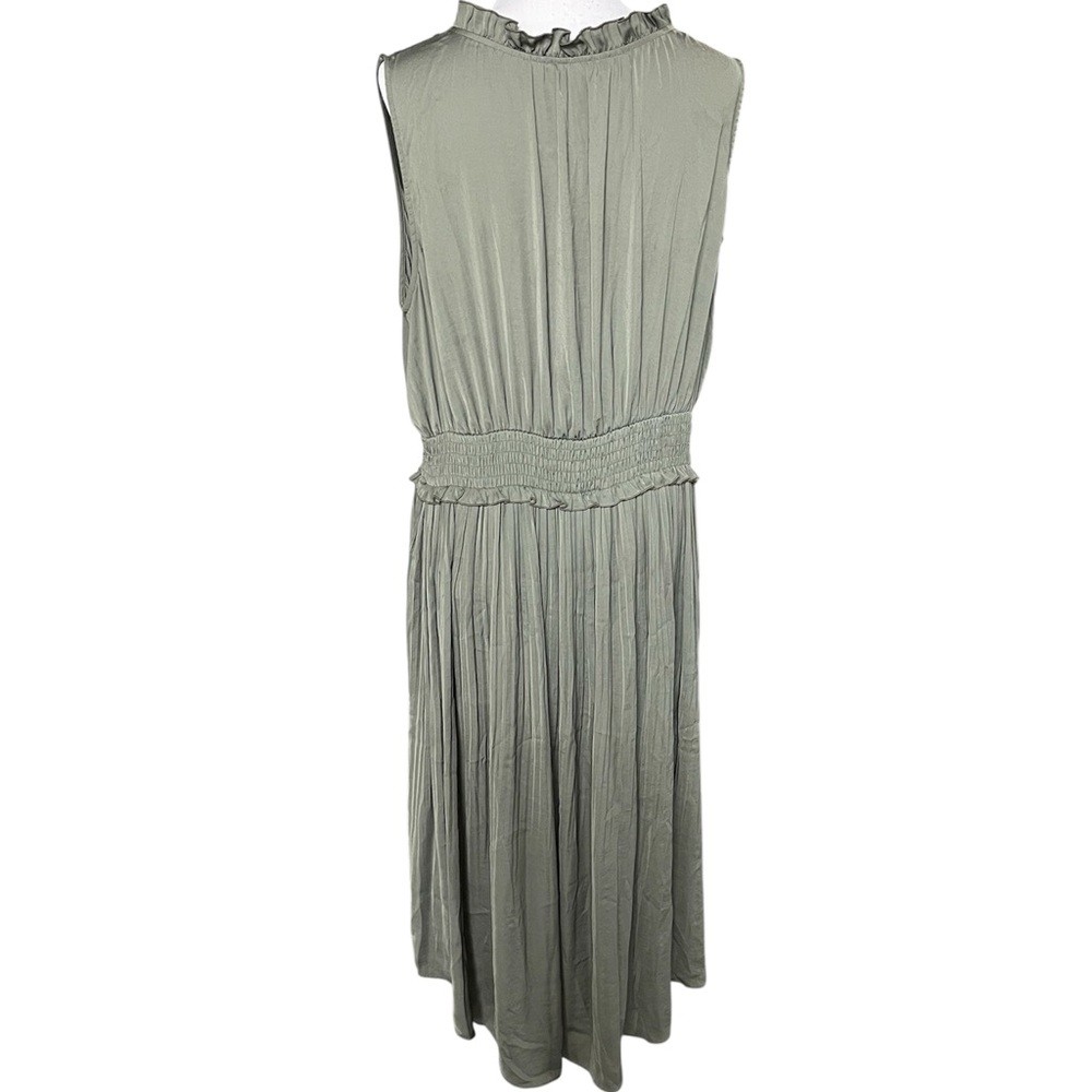 Lane Bryant pleated olive green midi dress - Picture 4 of 8